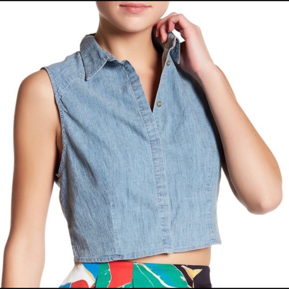 Alice + Olivia Lea Chambray Sleeveless Crop Top